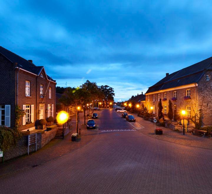Klein Veers Appartement Kessel  Buitenkant foto